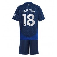 Camisa de time de futebol Manchester United Casemiro #18 Replicas 2º Equipamento Infantil 2024-25 Manga Curta (+ Calças curtas)